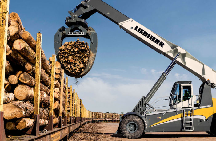 Liebherr extends reach stacker family