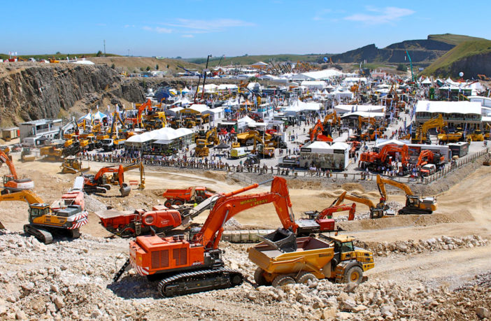 Sunny Hillhead sees record crowds
