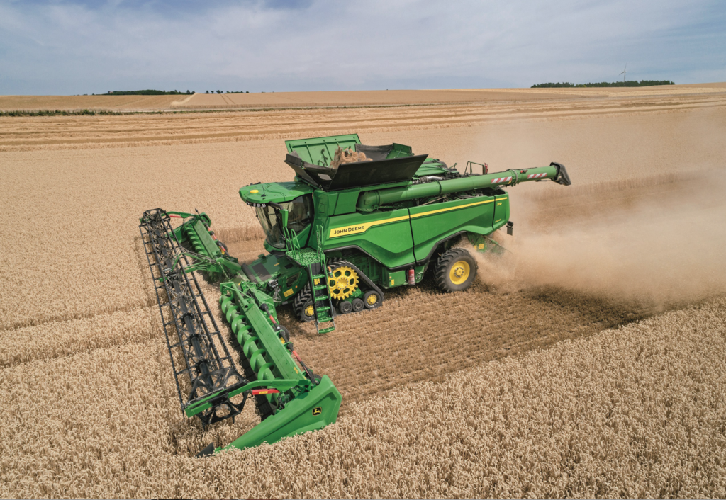 John Deere brings highcapacity XSeries combines to Europe