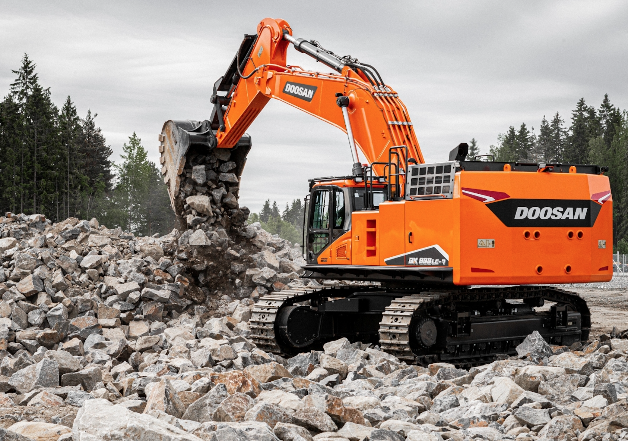 Doosan new Stage 80 tonne crawler | Industrial Vehicle Technology International